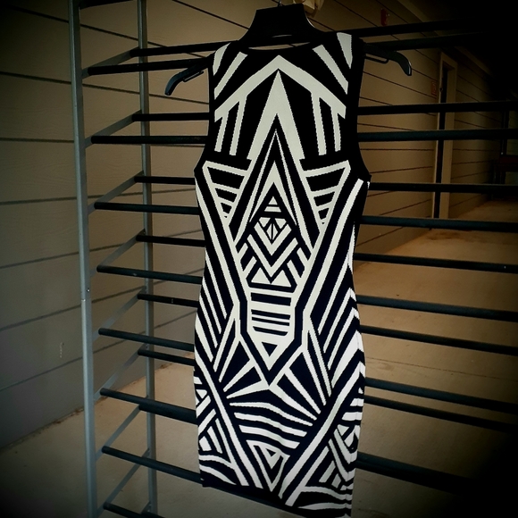 NWOT Forever 21 Geoprint Bodycon Mini Dress - Picture 3 of 8